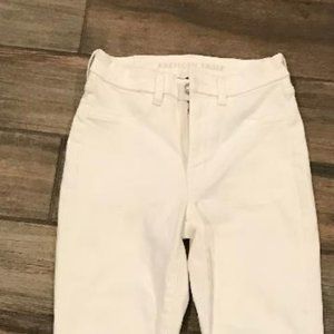 American Eagle white skinny jean *NWOT, never worn*